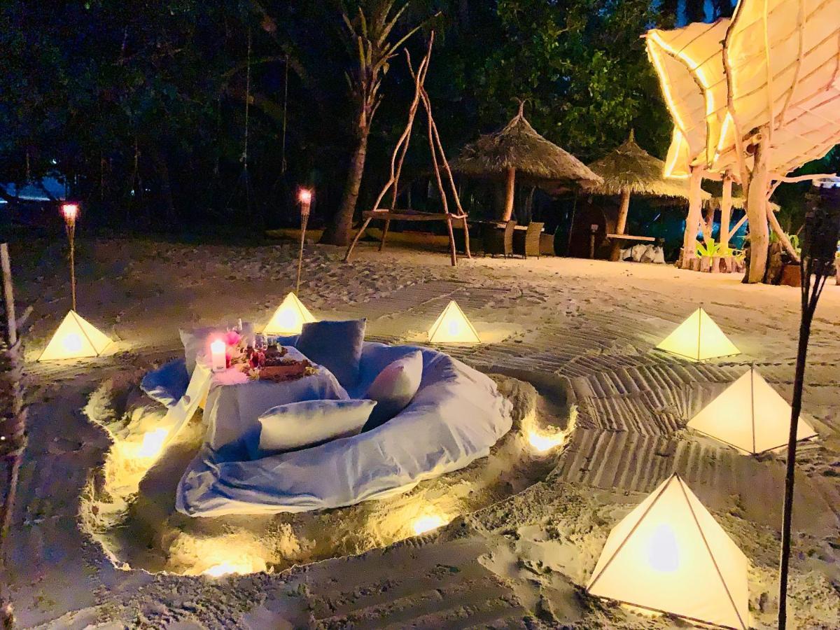 Thari Fushi Luxury Maldivian Experience Hotel Thinadhoo  ภายนอก รูปภาพ